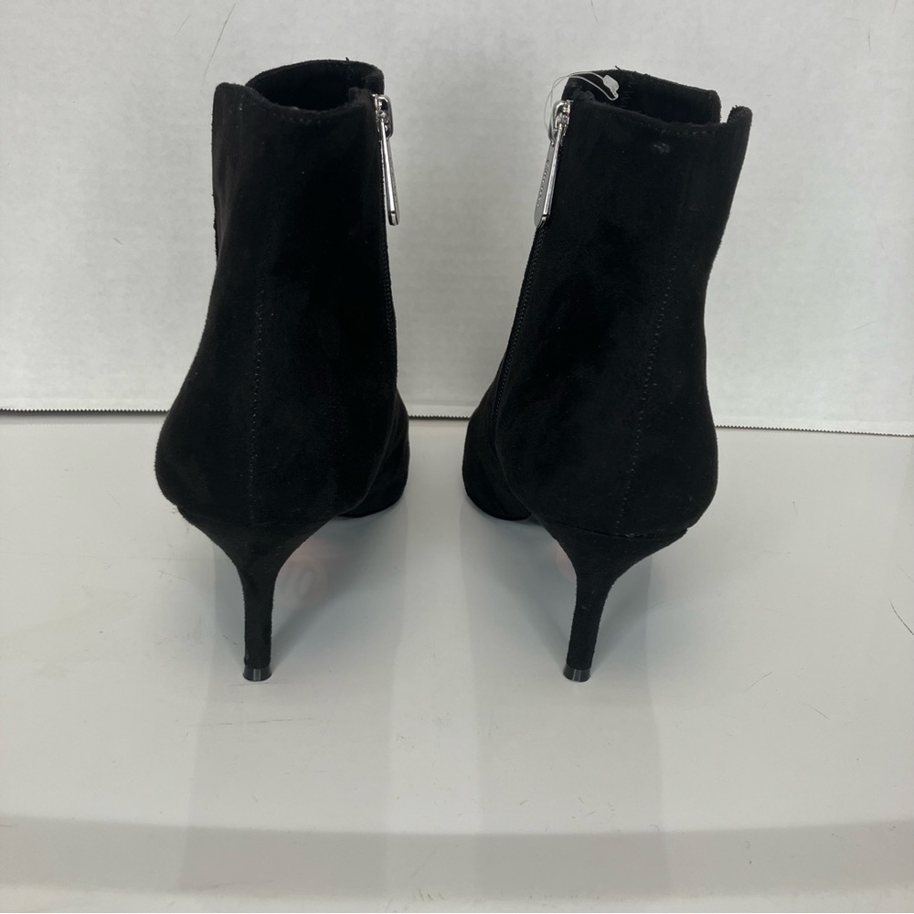 Charles David 3inch heel black boot - Picture 2 of 7
